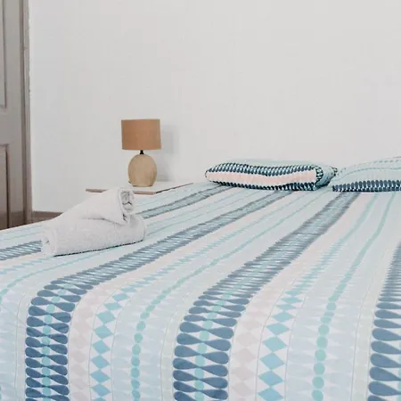 Гостевой дом Martim Moniz 4th Floor *